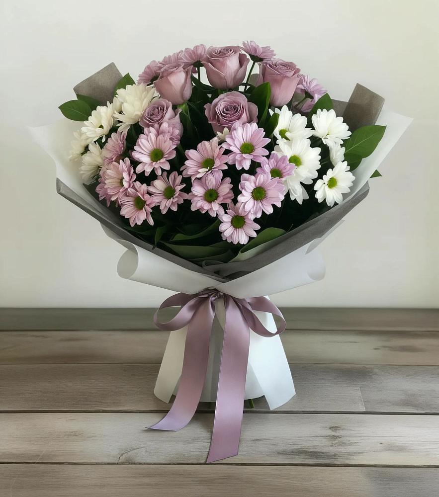 Букет цветов из: Хризантемы и Розы в Смоленском Алтайский край