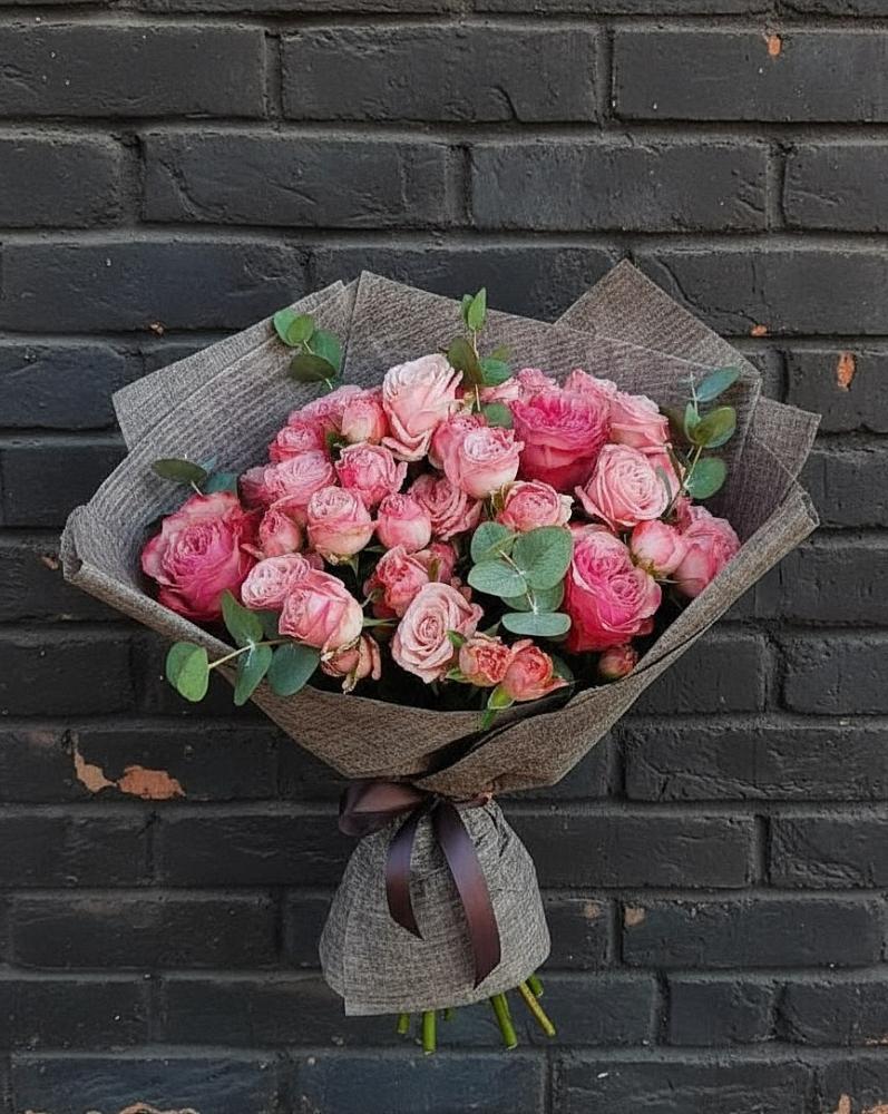 Букет цветов из: Розы в Смоленском Алтайский край