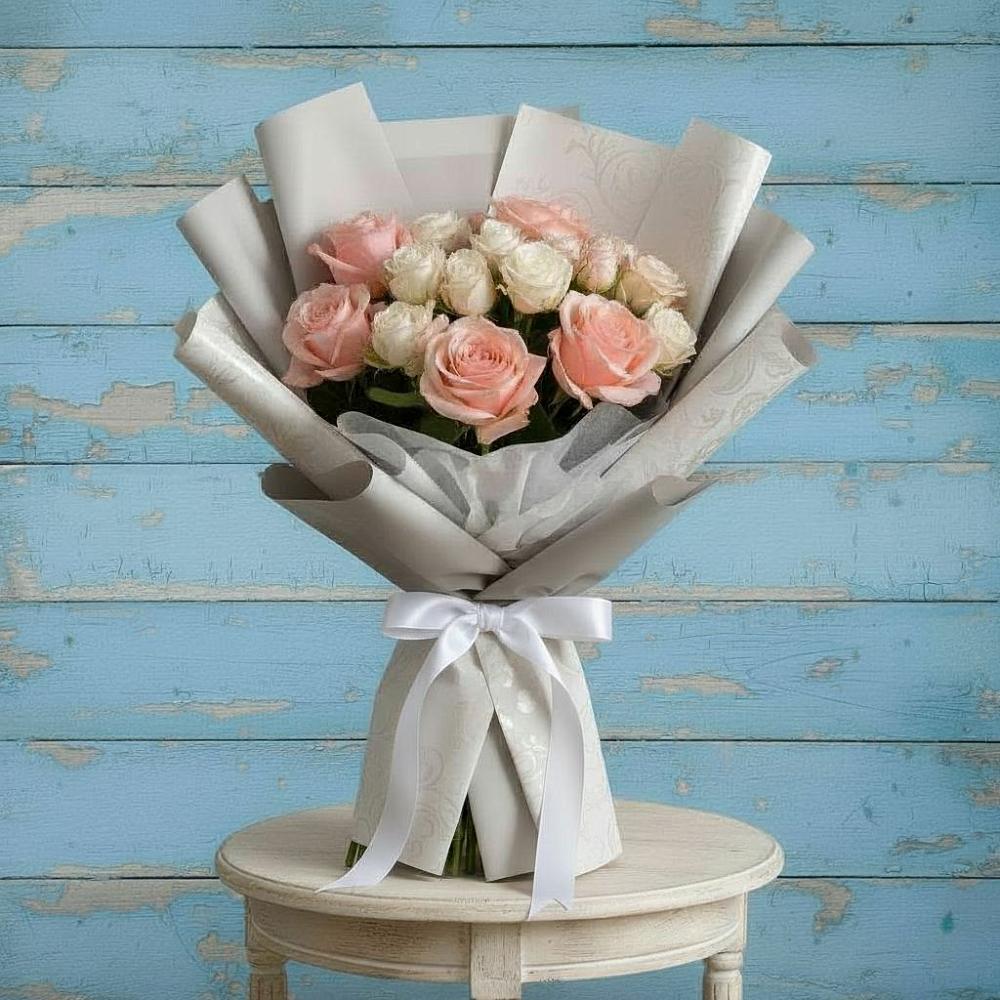 Букет цветов из: Розы в Смоленском Алтайский край