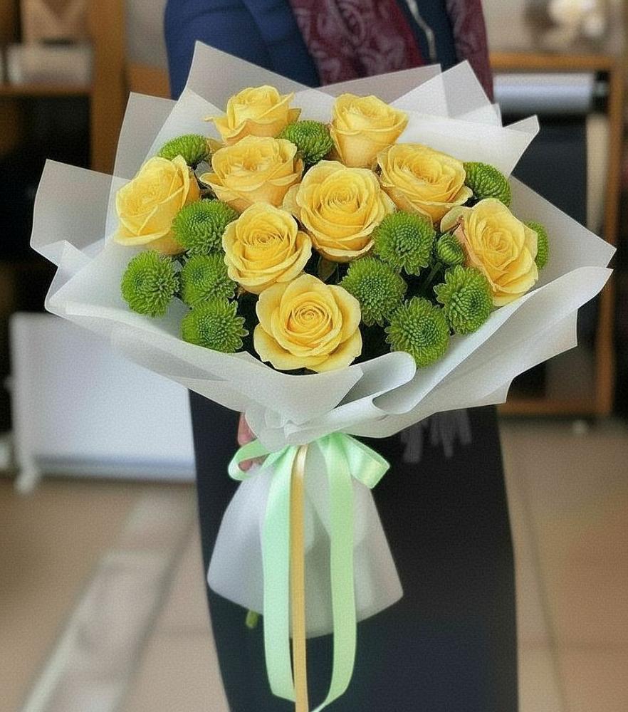 Букет цветов из: Хризантемы и Розы в Смоленском Алтайский край