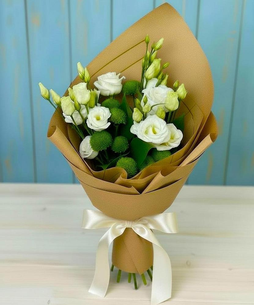 Букет цветов из: Хризантемы и Лизиантусы в Смоленском Алтайский край