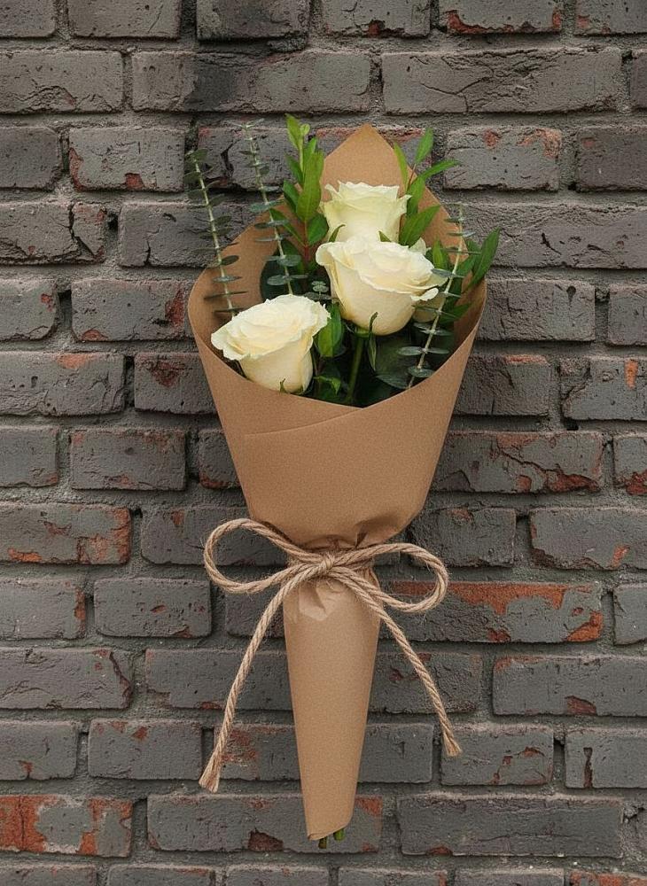 Букет цветов из: Розы в Смоленском Алтайский край