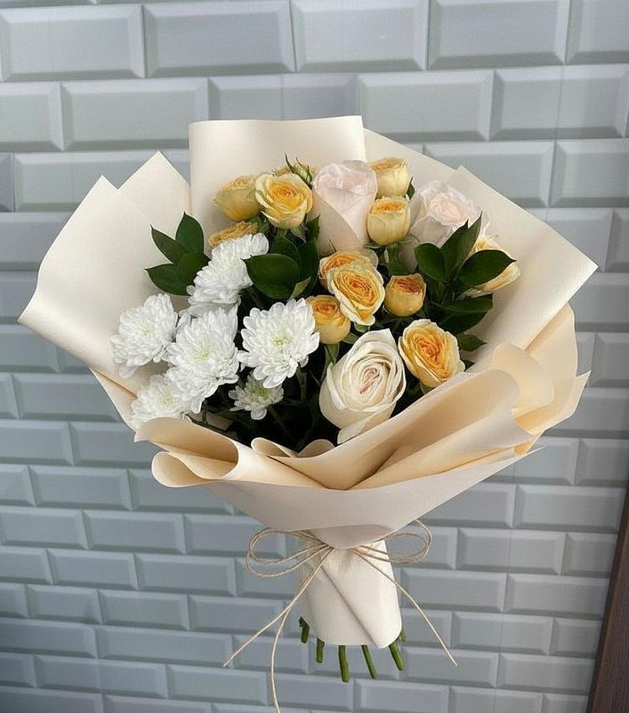 Букет цветов из: Розы и Хризантемы в Смоленском Алтайский край