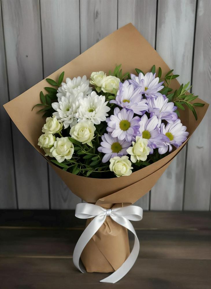 Букет цветов из: Хризантемы и Розы в Смоленском Алтайский край